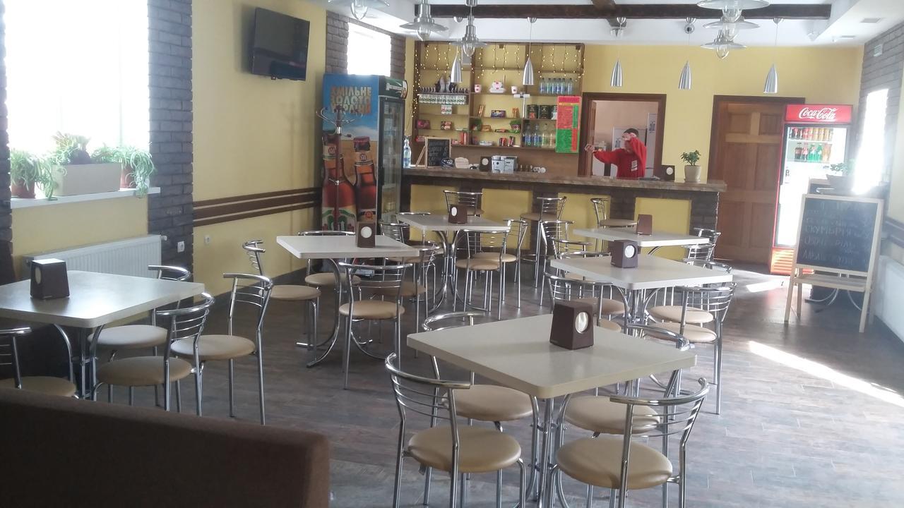 Hostel Stozhary Тернополь Экстерьер фото