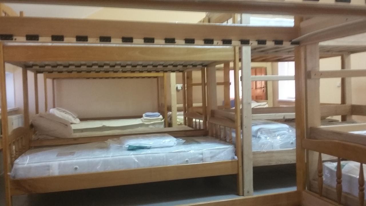 Hostel Stozhary Тернополь Экстерьер фото