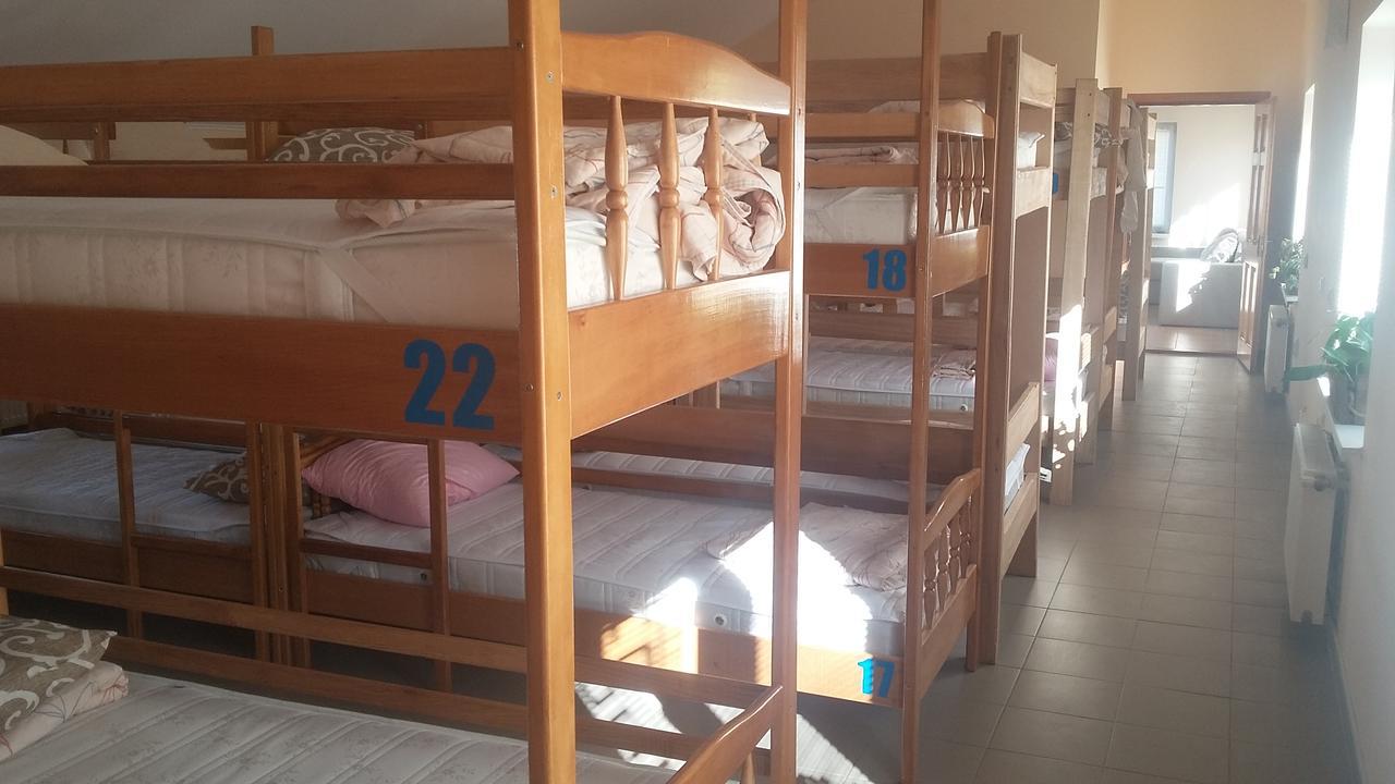 Hostel Stozhary Тернополь Экстерьер фото