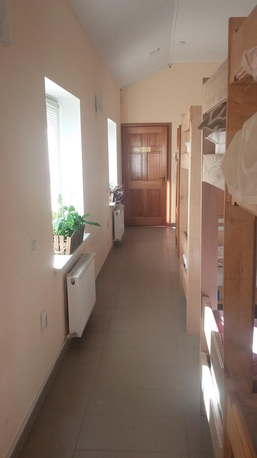 Hostel Stozhary Тернополь Экстерьер фото