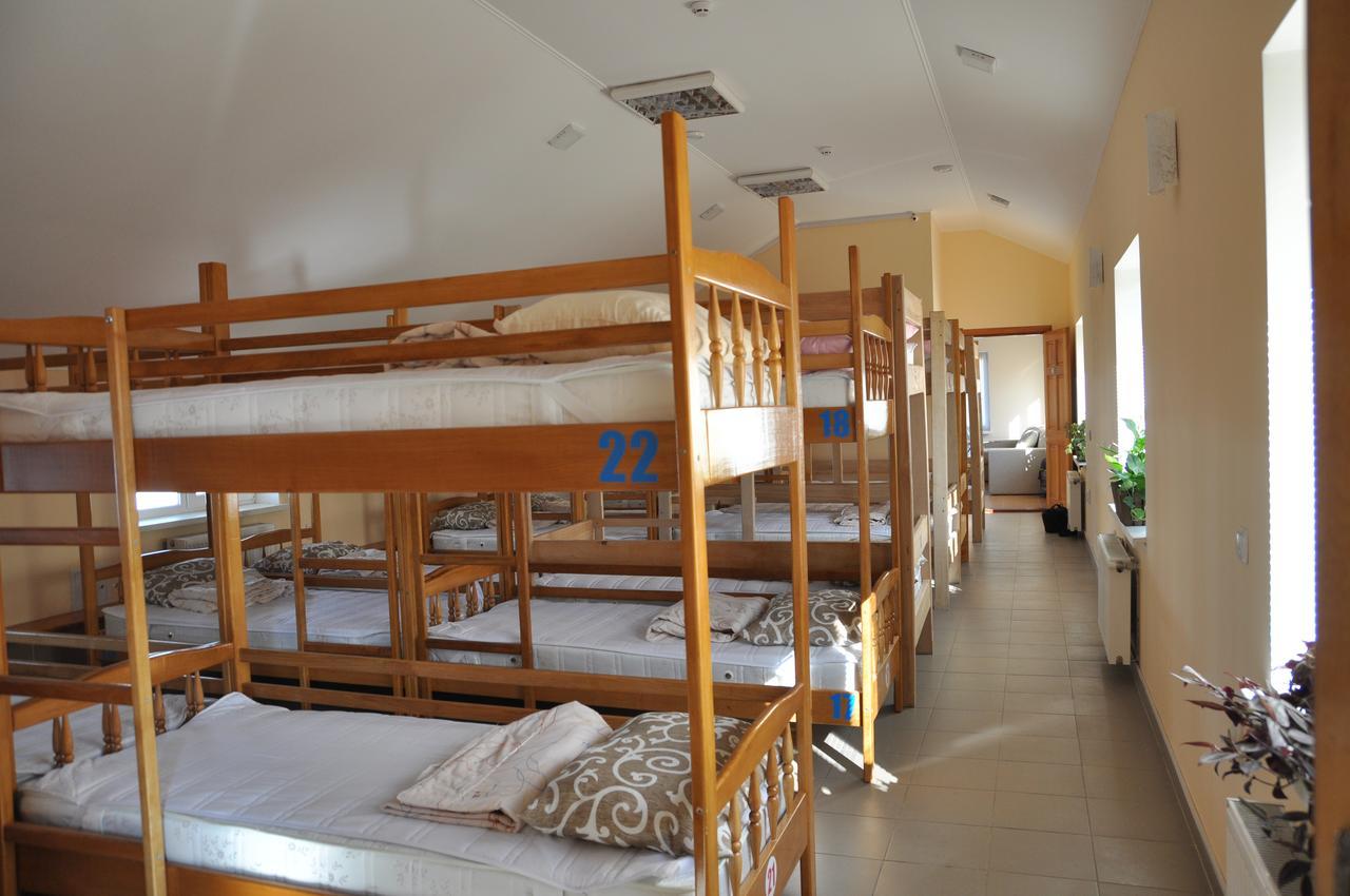 Hostel Stozhary Тернополь Экстерьер фото