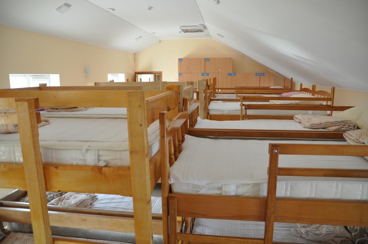 Hostel Stozhary Тернополь Экстерьер фото