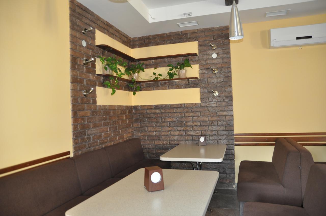 Hostel Stozhary Тернополь Экстерьер фото
